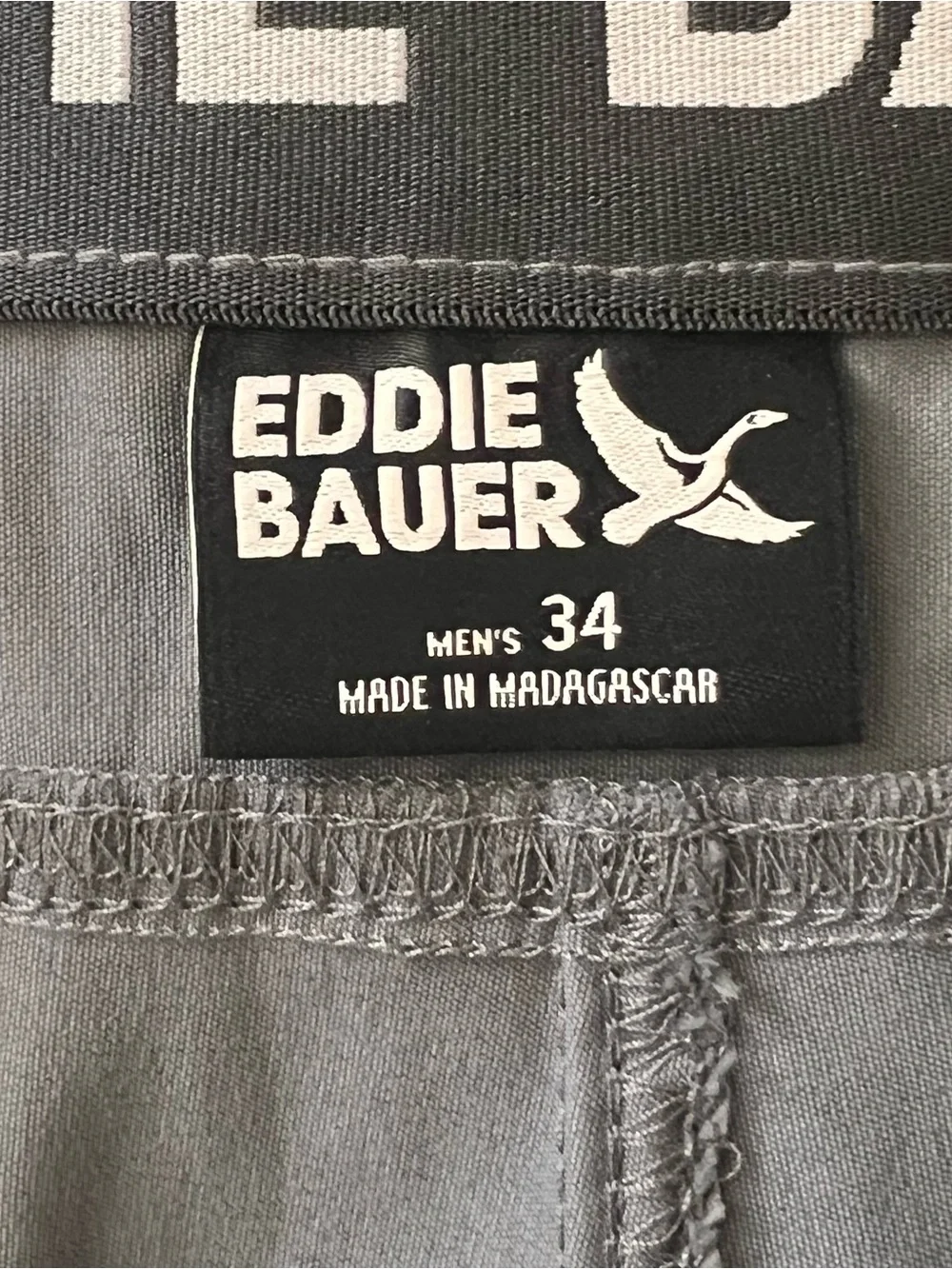 Eddie Bauer Rainier Tech Shorts Men’s Sz 34 Gray Hiking Outdoor Stretch NWT
